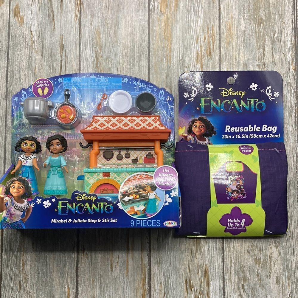 Girls Encanto Disney Mirabel & Julieta Step & Stir Doll 9- Piece Play Set & Bag